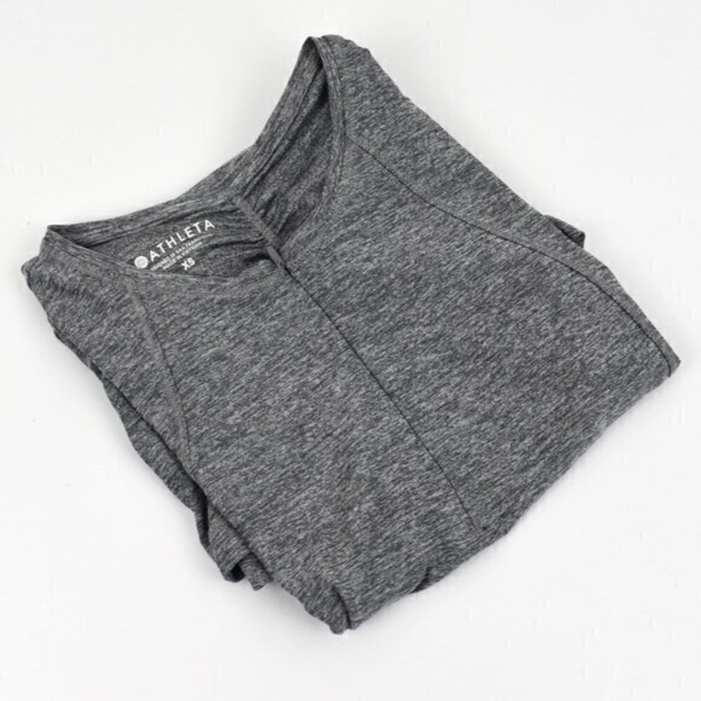 Athleta Sleeveless Cycling Top w/pocket Size XS Color Grey Gently Used Condition
